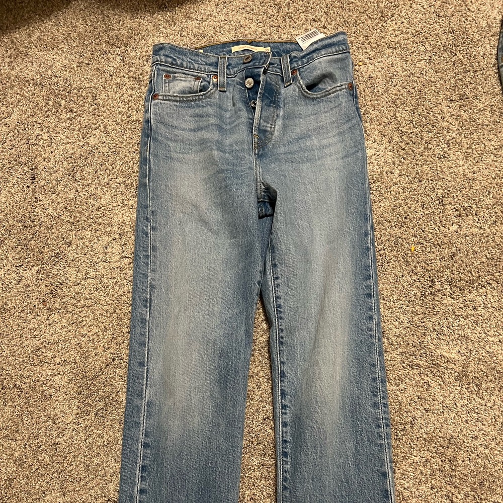 Only worn once. Perfect condition. Too tight and just missed the return window.